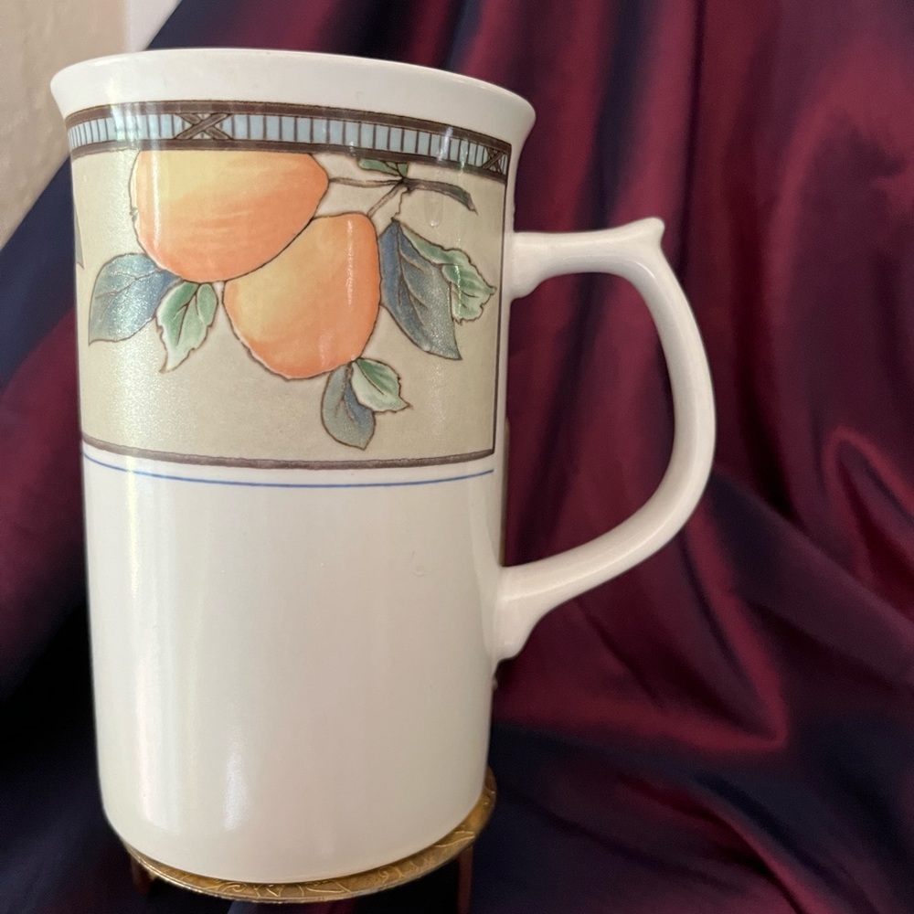 Mikasa INTAGLIO Harvest Garden Cappuccino Coffee Mug